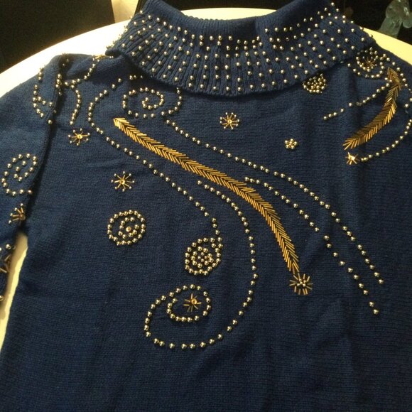 Victoria Harbour Blue n Gold Ladies Bedazzled sweater Vintage size: L - Picture 8 of 9